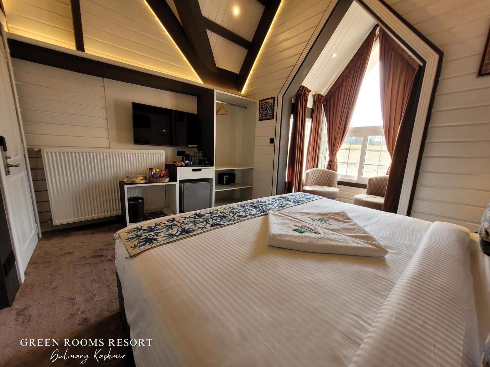 Green Rooms Resort غولمارغ المظهر الخارجي الصورة